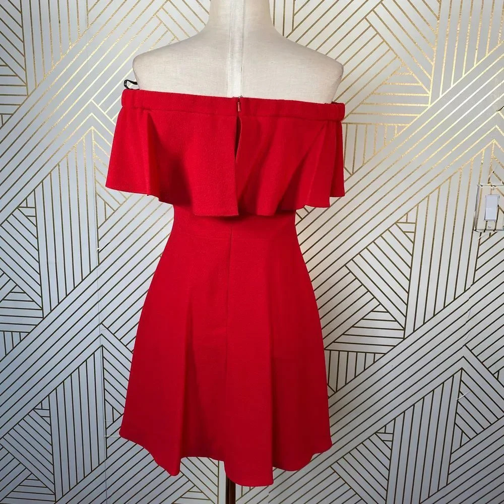 Black Halo Penelope Off the‎ Shoulder Dress in Red - Picture 8 of 12